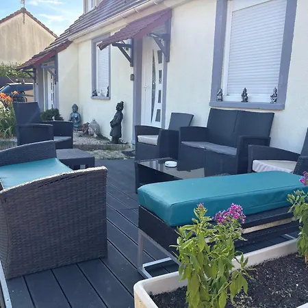 Bed & Breakfast Chez Christian&astrid Next To Disneyland Paris Penchard